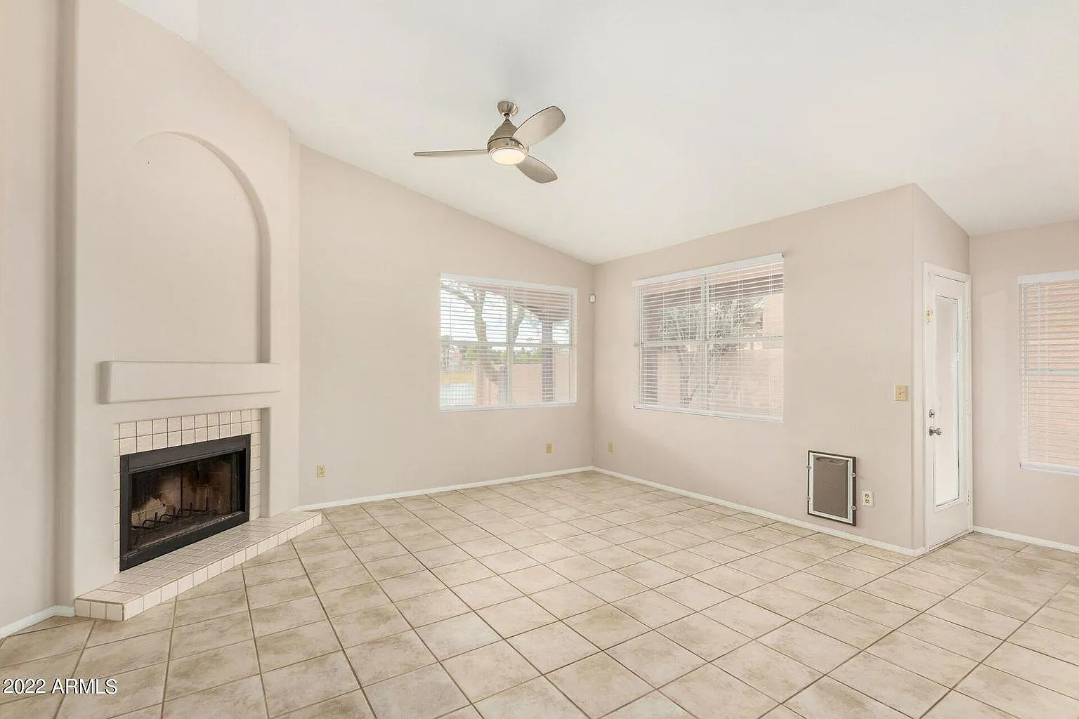 3 bed, 1670 sqft, $2,200 — Photo 4