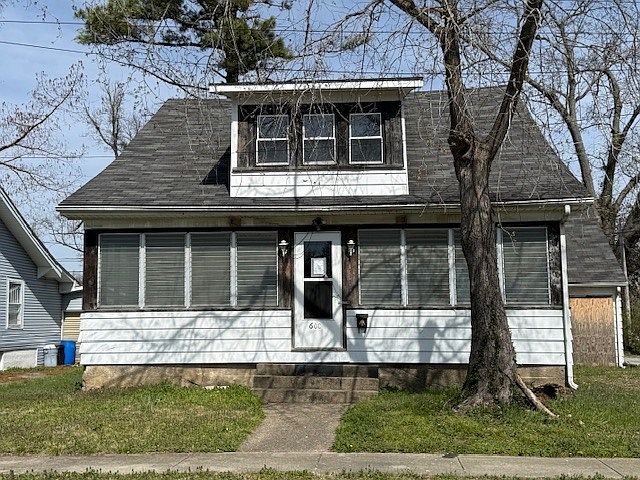 1st image of 600 Dewey St