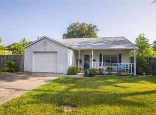 810 NW 8th St, Bentonville, AR 72712
