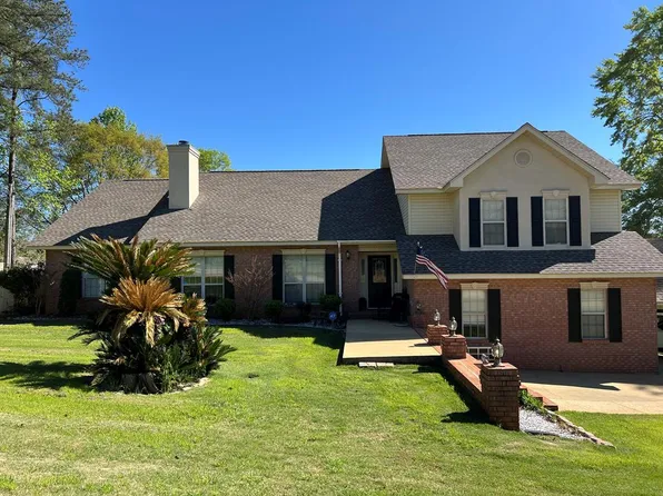 702 Wilson Dr, Troy, AL 36079