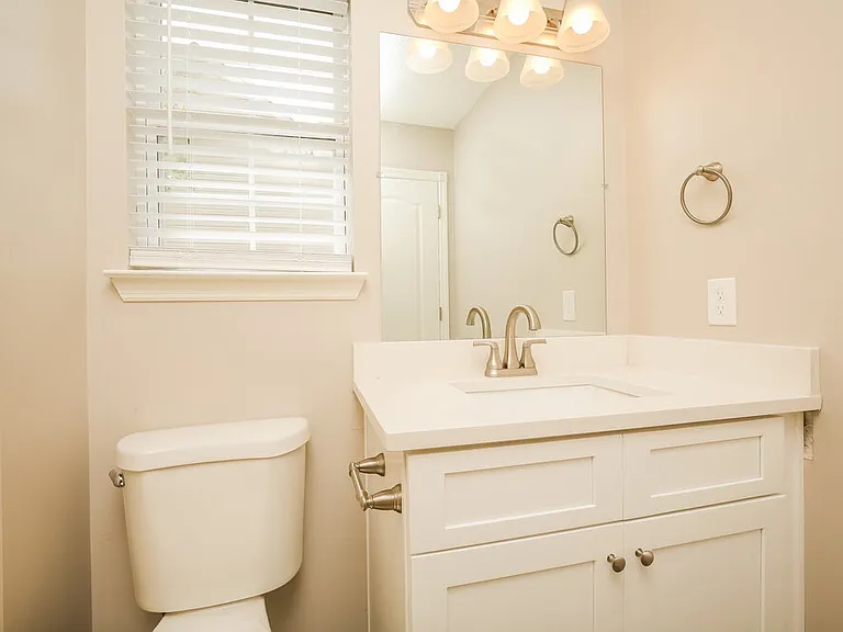 2431 English Hill Dr — Photo 15