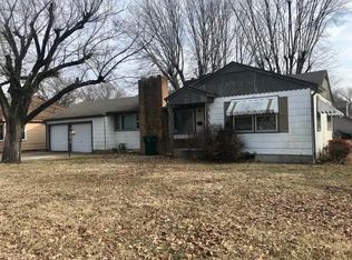 615 N 30th St, Parsons, KS 67357