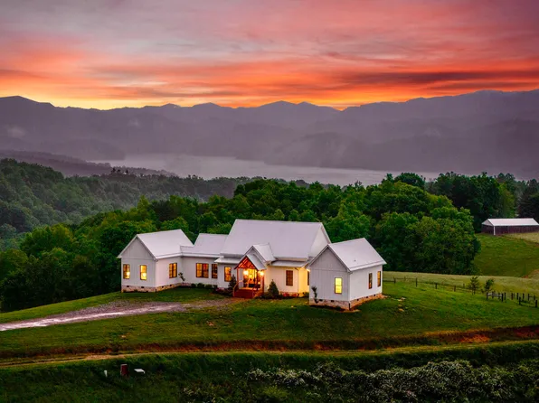 636 Dry Hill Rd, Butler, TN 37640