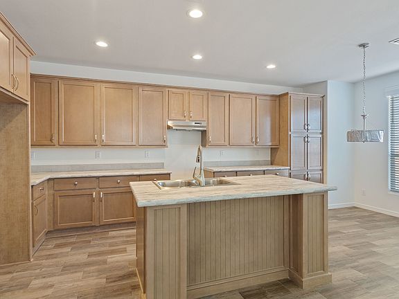 4th image of 126 Loma Verde Ln