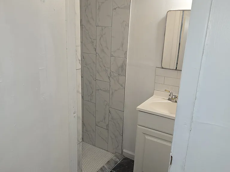 7022 Surrey Dr #A — Photo 5