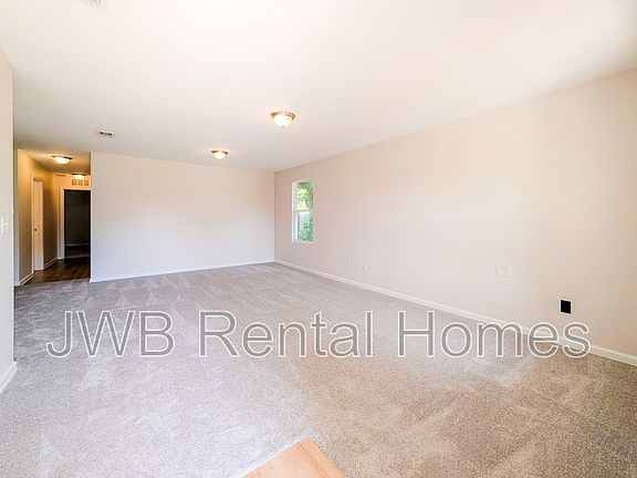 3rd image of 2216 White Ave