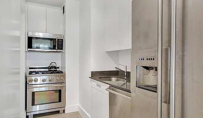 1st image of 99 John St APT 611