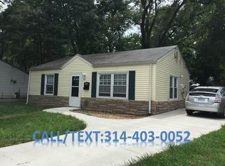 35 Rissant Dr, Florissant, MO 63031