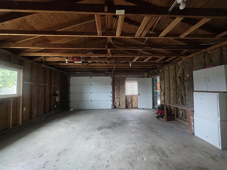 166 Draper St NE — Photo 33