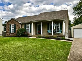 6502 Five Forks Dr, Pewee Valley, KY 40056