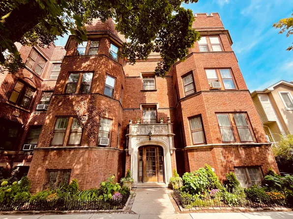 1434 W Pratt Blvd #3E, Chicago, IL 60626