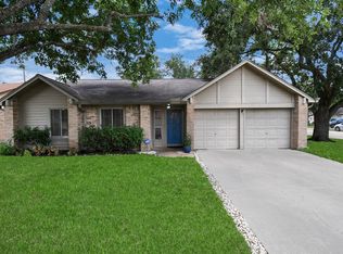 13002 Kingsmill Dr, Sugar Land, TX 77478