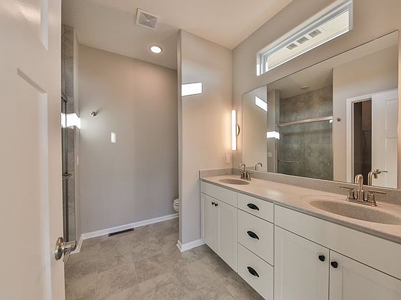 3rd image of 9506 S 183rd Ave #Hg8r7d