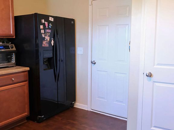 5th image of 509 Hallie Long Ln