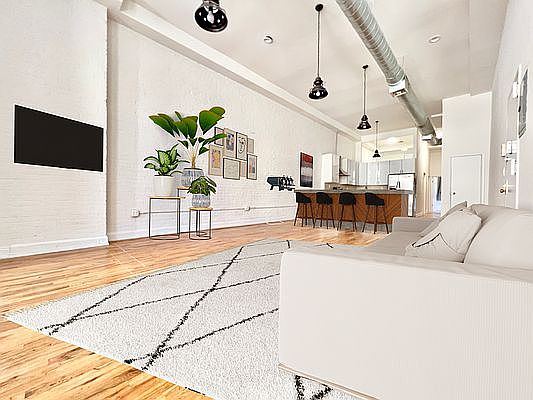 3rd image of 111 Reade St #1A
