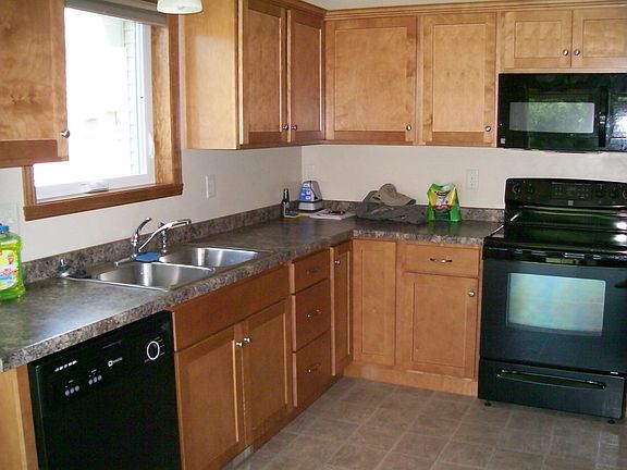 2nd image of 807 N 6th Ave
