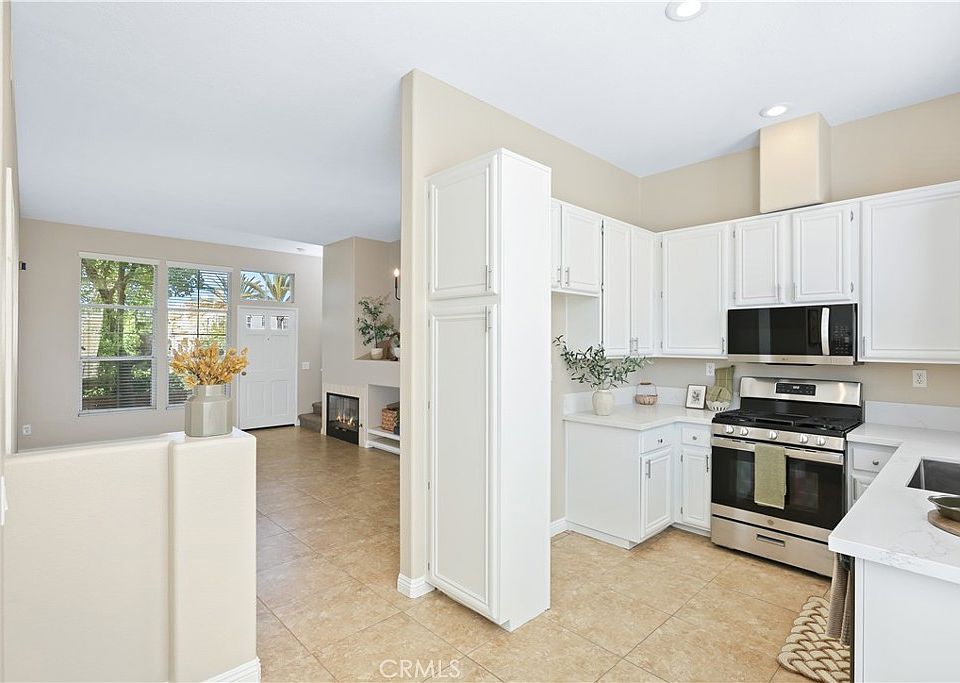 1st image of 1062 S Romano Ct