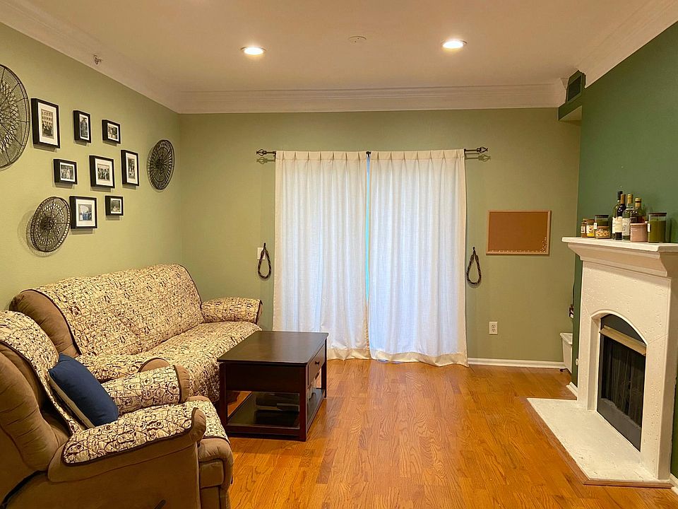 1st image of 1521 Spring Gate Dr Unit 10406