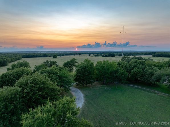 106099 N 3810th Rd, Okemah, OK 74859