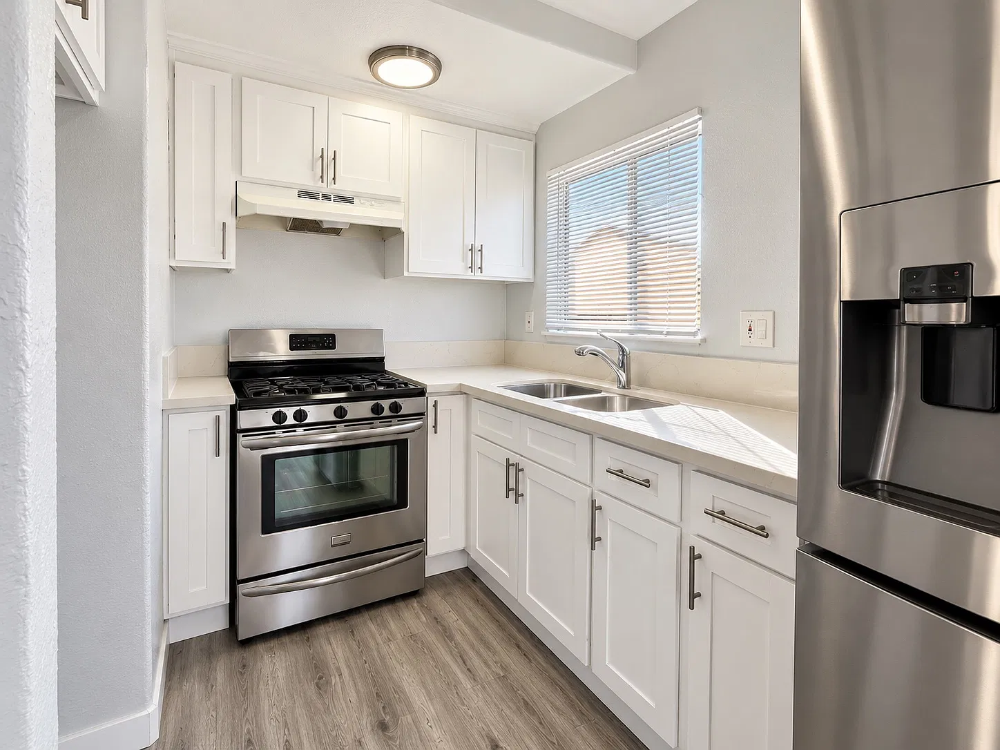 1024 Hoffman Ave — Photo 3