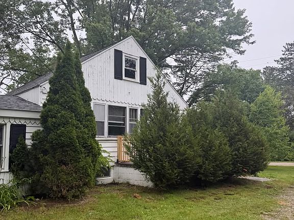 2nd image of 70840 Main St
