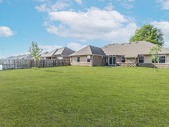 3rd image of 4105 SW Slate Ln