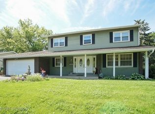 1300 Cumberland Cir E, Elk Grove Village, IL 60007