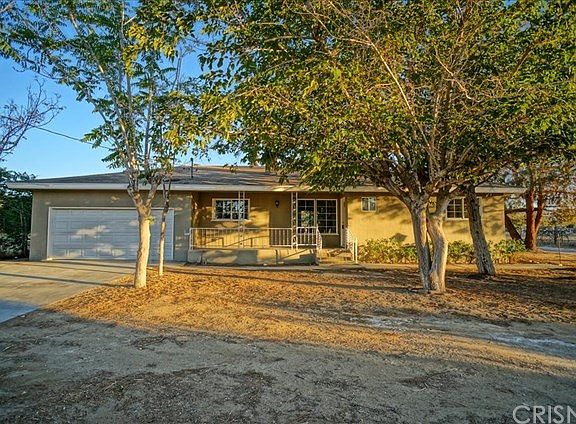 3rd image of 8932 E Avenue T12