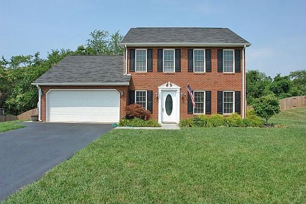 1st image of 1823 Meadows Ct
