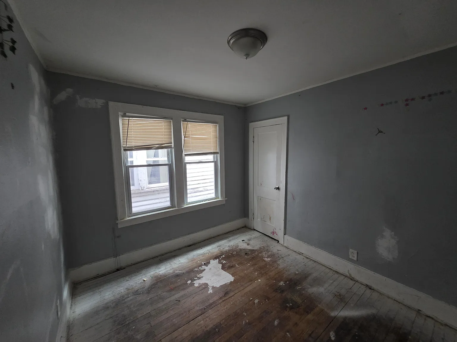 15839 LaSalle Street - 1 — Photo 2