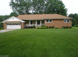 9640 Shepard Rd, Macedonia, OH 44056