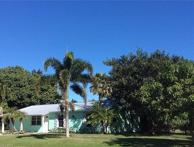 1st image of 15896 Bellflower St