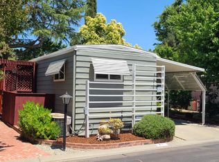 21 Outer Cir, Davis, CA 95618