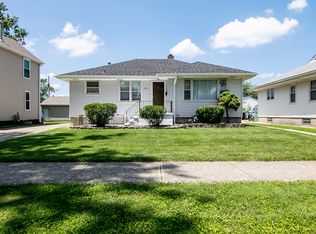 359 S Cleveland Ave, Bradley, IL 60915
