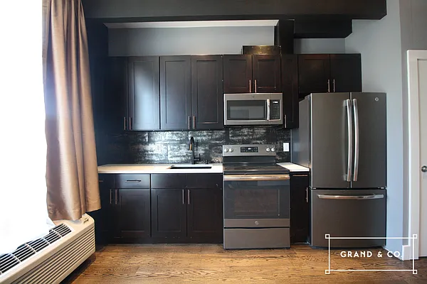 Rented by Grand & Co. | media 23