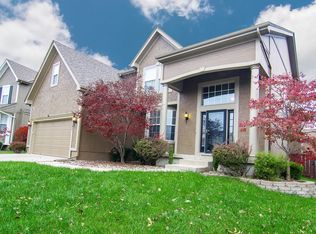 13301 W 137th Pl, Overland Park, KS 66221