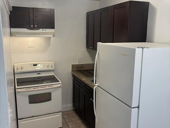 5th image of 724 NW 4th Ave