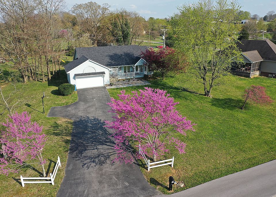 1st image of 100 Autumn Ridge Rd