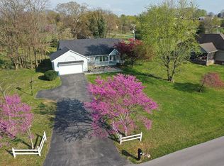 100 Autumn Ridge Rd, Glasgow, KY 42141