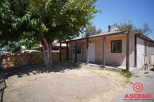 214 E Belle Ave Photo 1