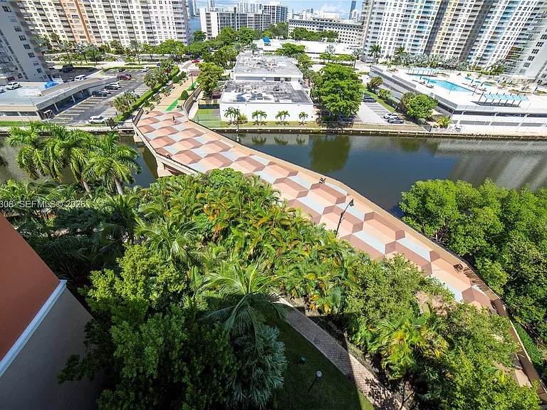 17150 N Bay Rd #2914 — Photo 48