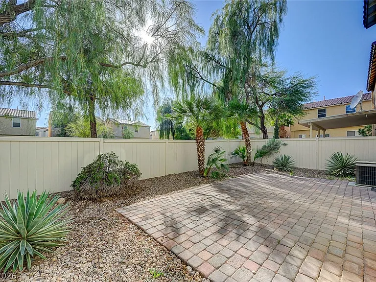 5389 Encino Springs Ave — Photo 28