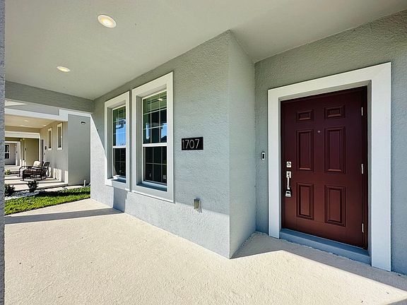 2nd image of 2467 Volunteer Ave