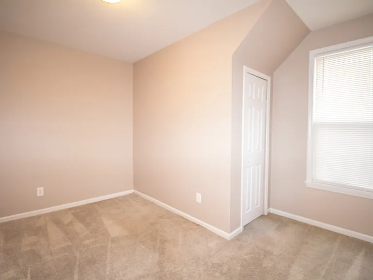 1215 Coolidge Hwy — Photo 17