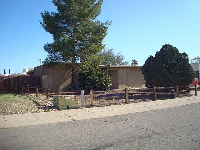 1st image of 3007 W Gina Pl