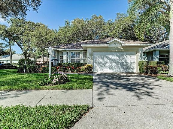 3rd image of 509 Catalina Isles Cir