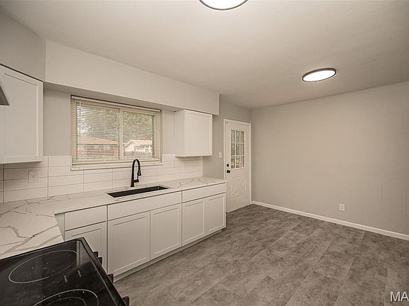 5th image of 275 Paul Ave