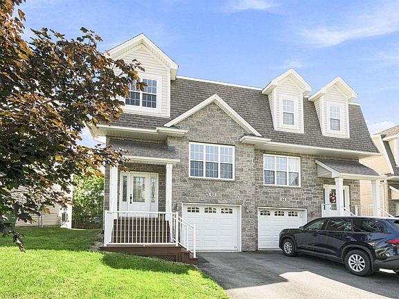 2nd image of 42 Lasalle Ct W