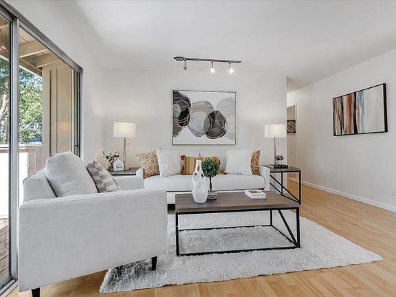 2nd image of 5522 Sean Cir APT 84