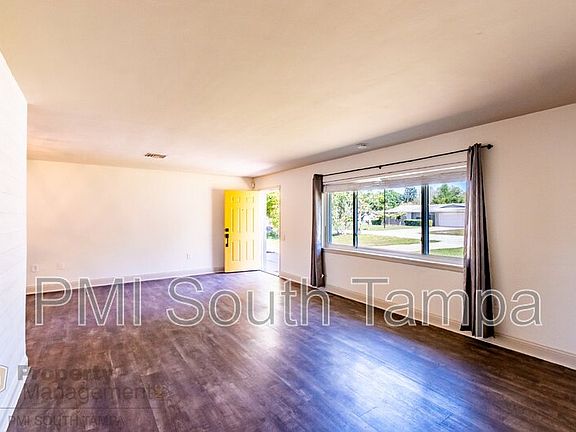 4th image of 12174 83rd Ave N